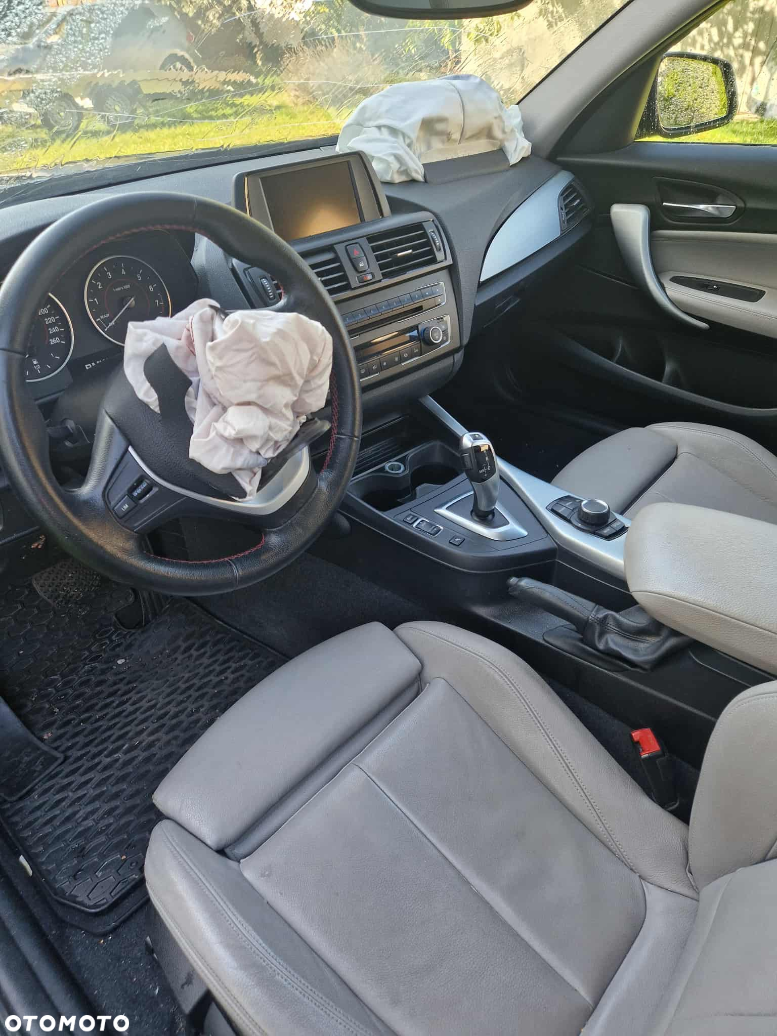 BMW Seria 1 118i Edition Sport - 10