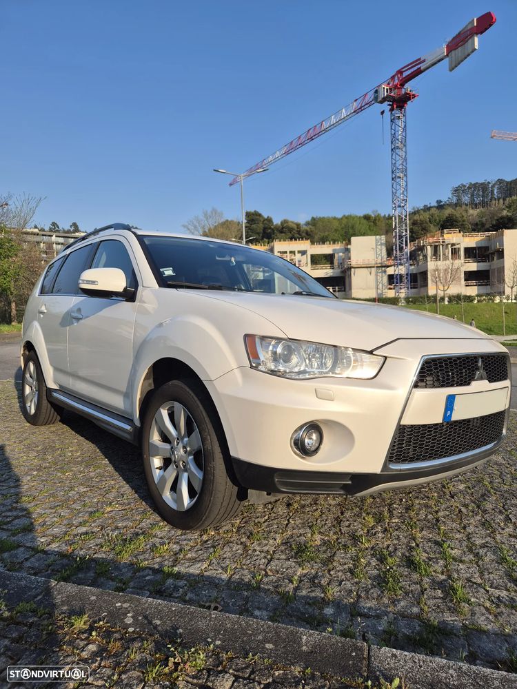 Mitsubishi Outlander 2.2 DI-D Instyle - 4