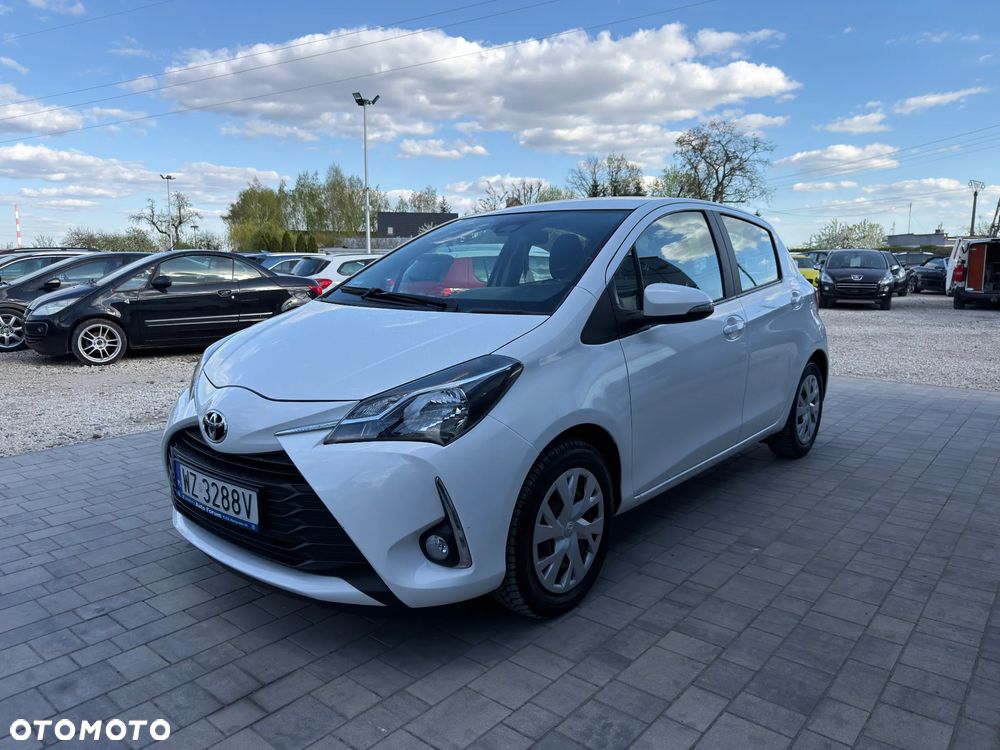 Toyota Yaris 1.5 Premium CVT - 10