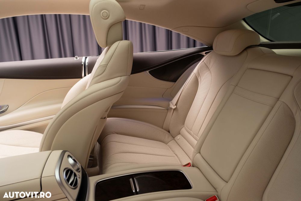 Mercedes-Benz S 400 4MATIC Aut - 35