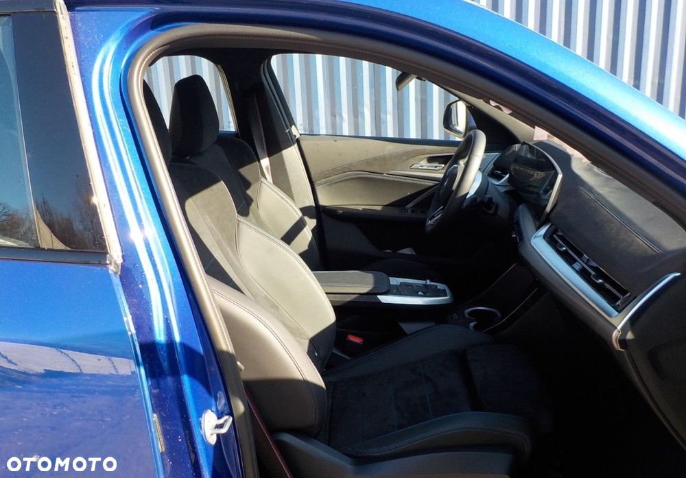 BMW X2 - 35