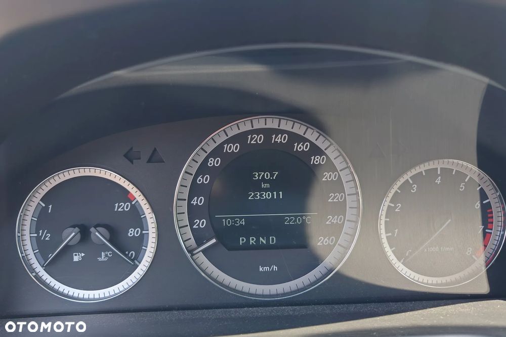 Mercedes-Benz Klasa C 180 Kompressor Automatik BlueEFFICIENCY Avantgarde - 20