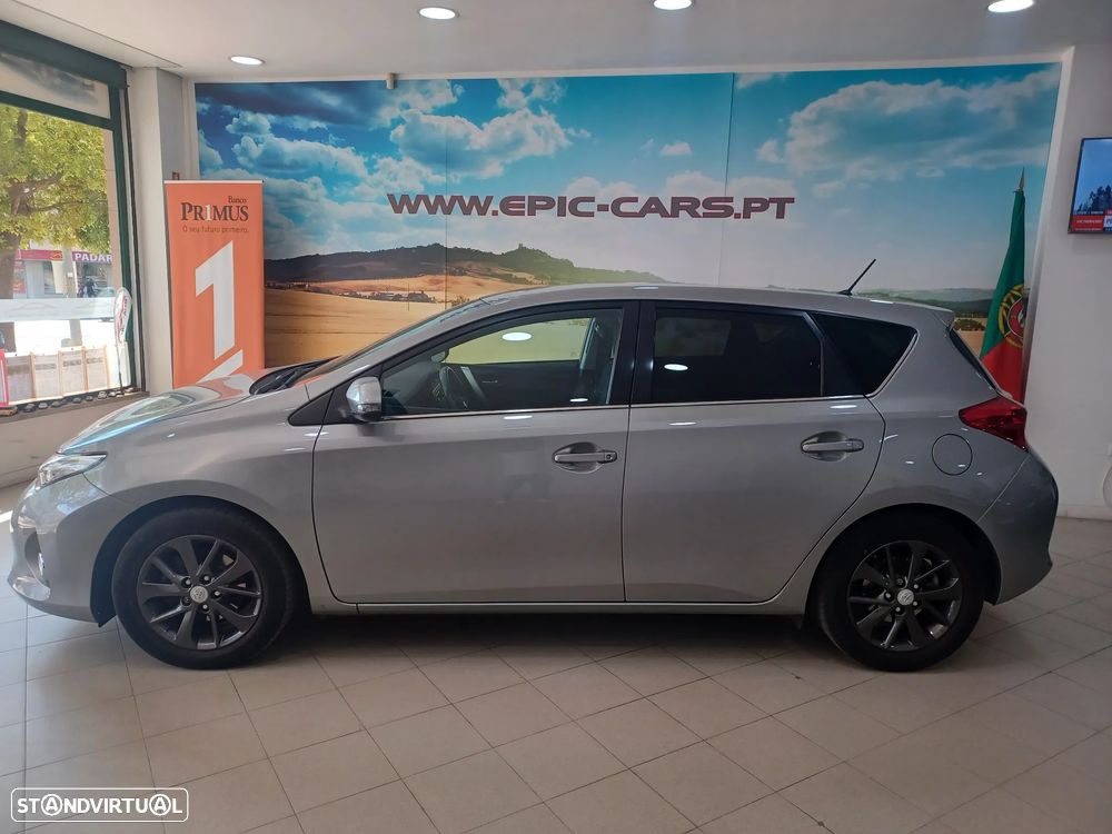 Toyota Auris 1.6 Valvematic Edition - 6