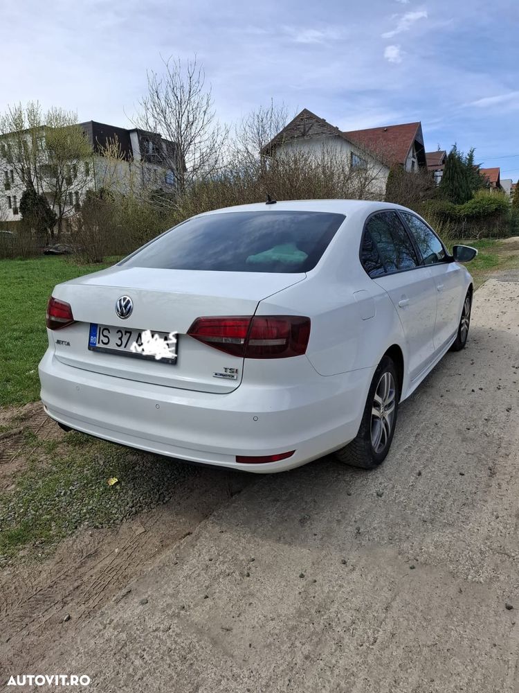Volkswagen Jetta 1.2 TSI Comfortline - 2