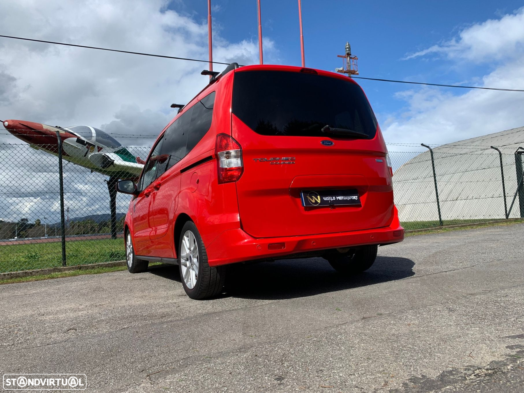 Ford Tourneo Connect 1.0i EcoBoost Titanium - 56