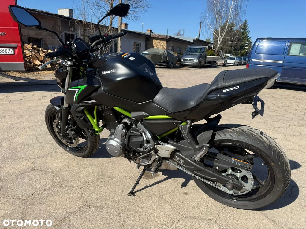Kawasaki Z 650 - 5