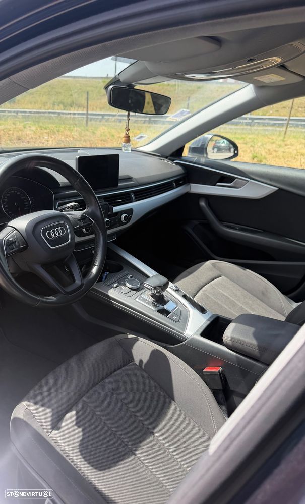Audi A4 Avant 2.0 TDI ultra S tronic design - 3