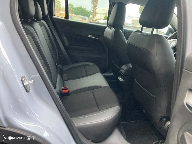 Jeep Avenger 1.2 GSE T3 Summit - 41