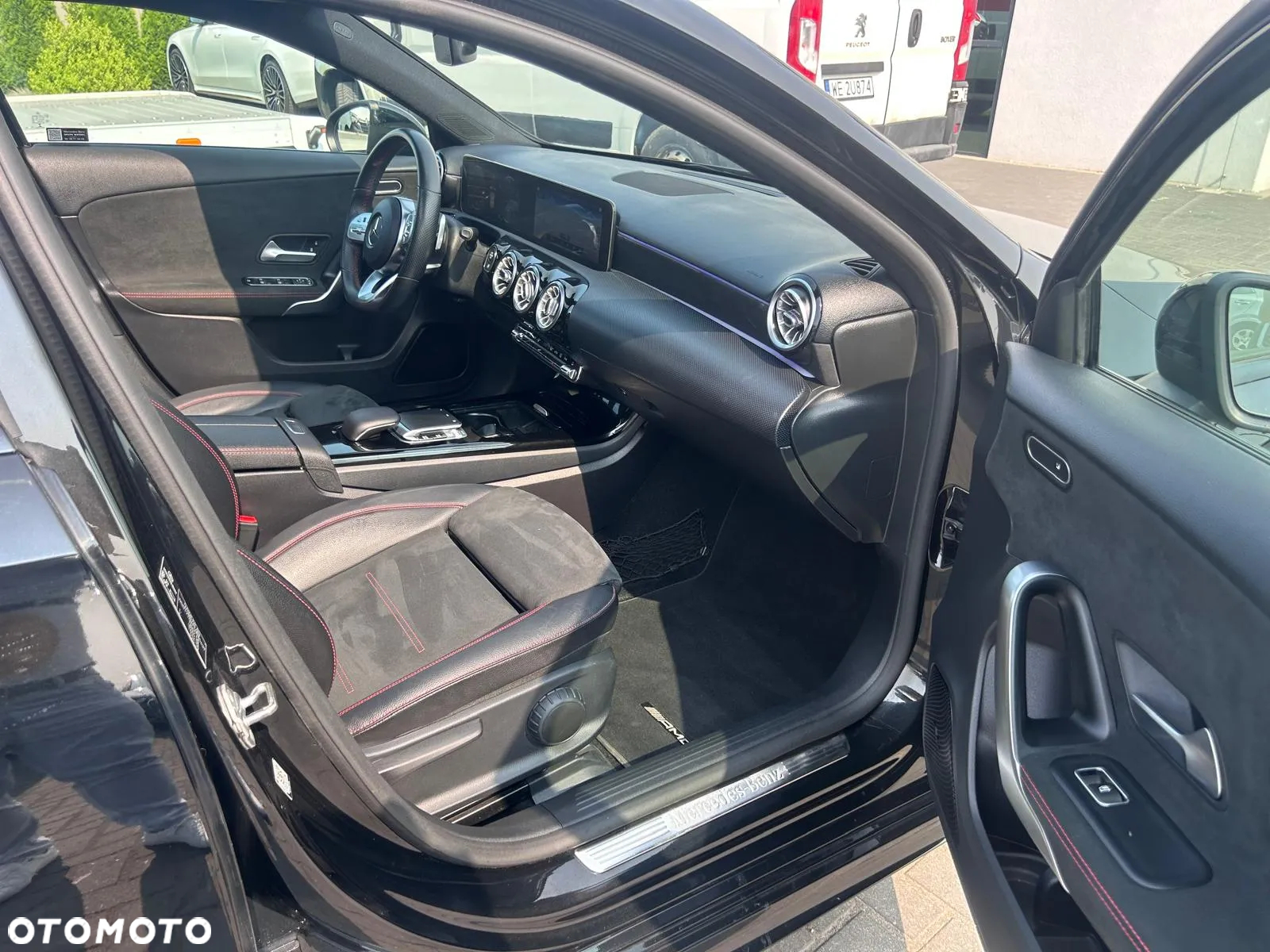Mercedes-Benz Klasa A 200 AMG Line 7G-DCT - 16
