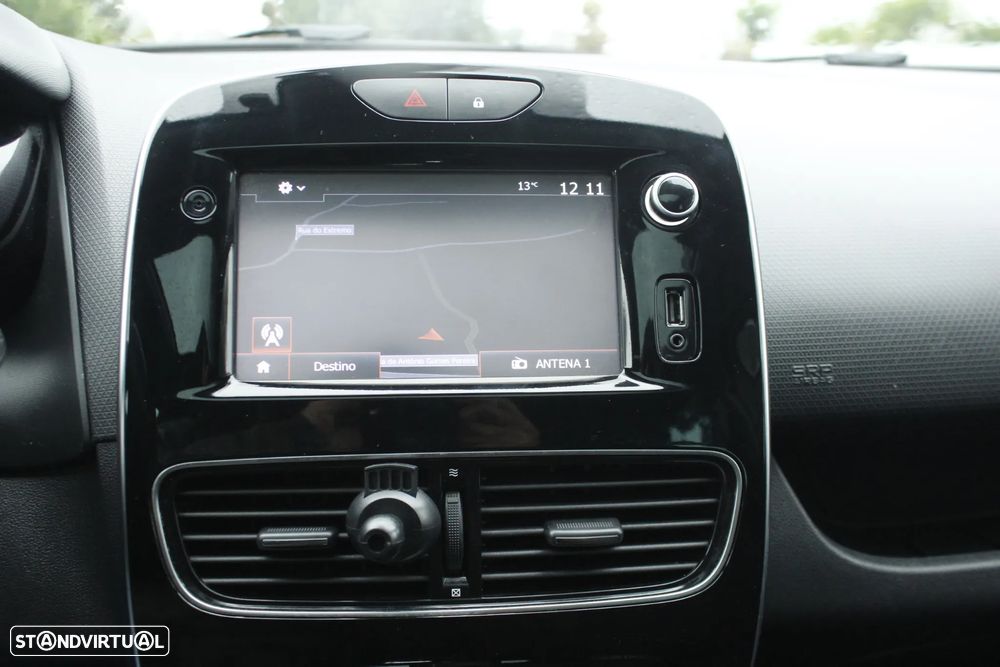 Renault Clio Energy dCi 90 Start & Stop LIMITED 2018 - 15