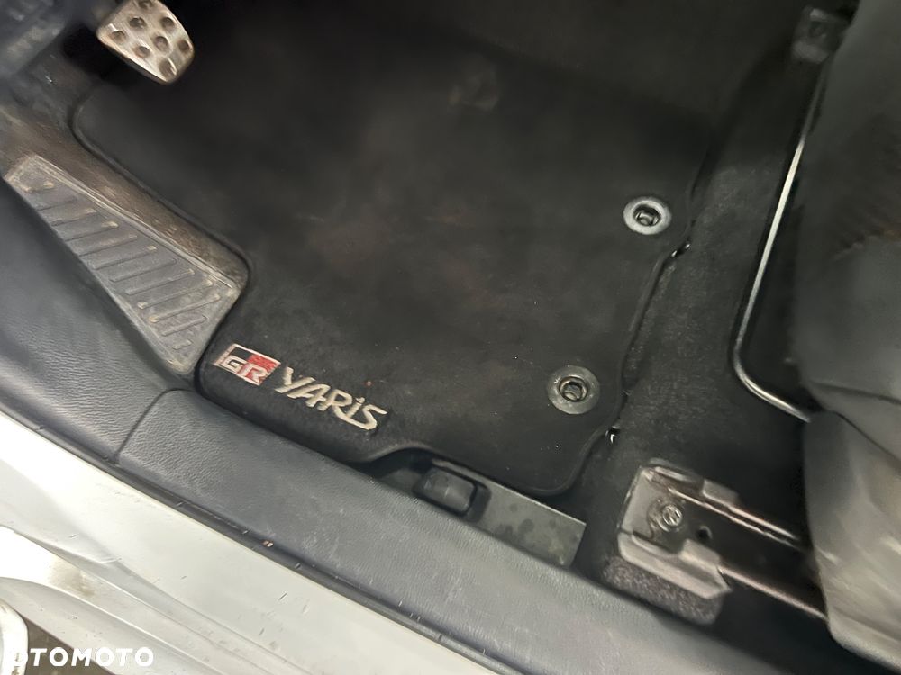 Toyota Yaris GR mit High-Performance-Paket - 22