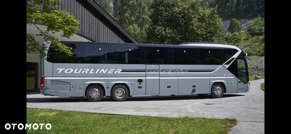 Neoplan TourLiner 61 (59+1+1)