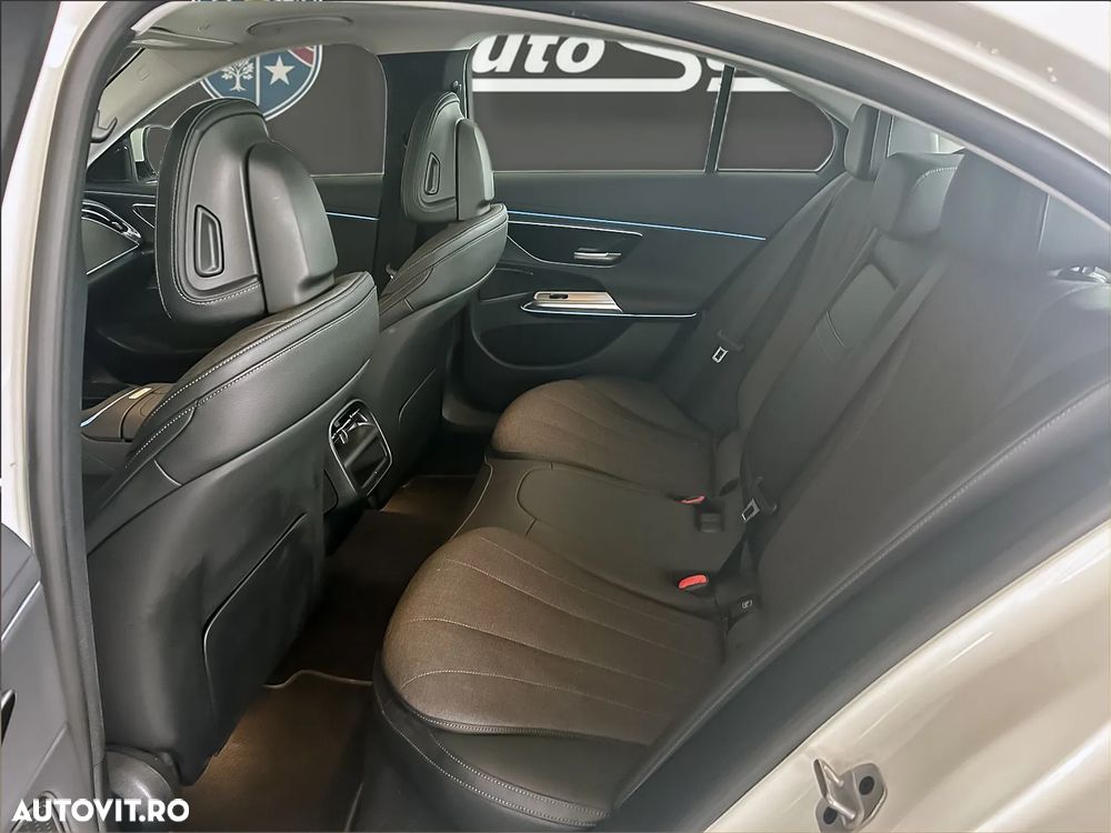 Mercedes-Benz E 220 d 9G-TRONIC Edition AVANTGARDE - 11