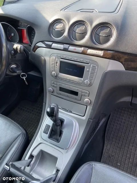 Ford Galaxy - 15