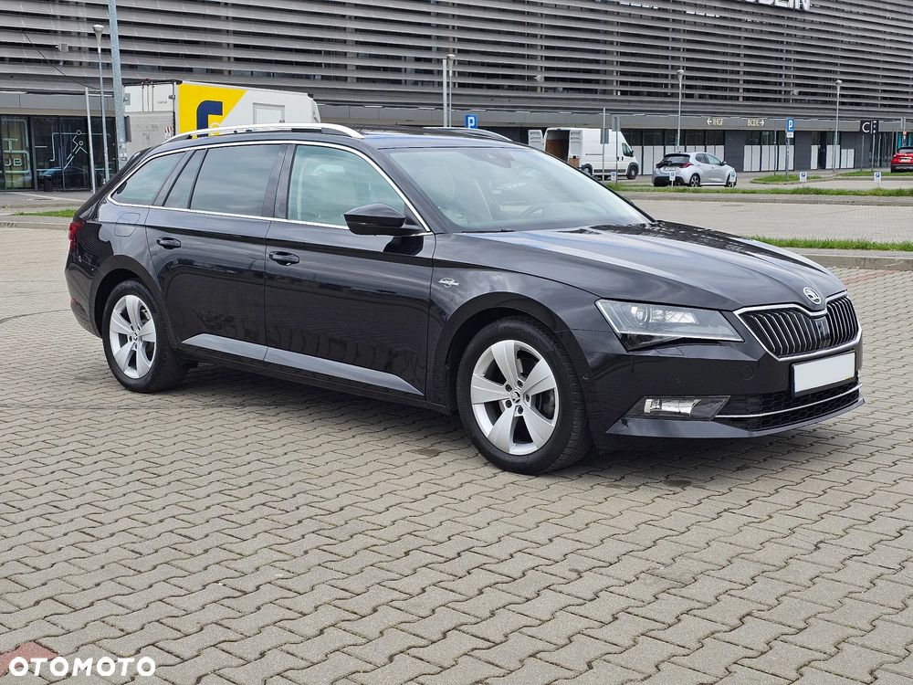 Skoda Superb 2.0 TDI 4x4 L&K DSG - 4