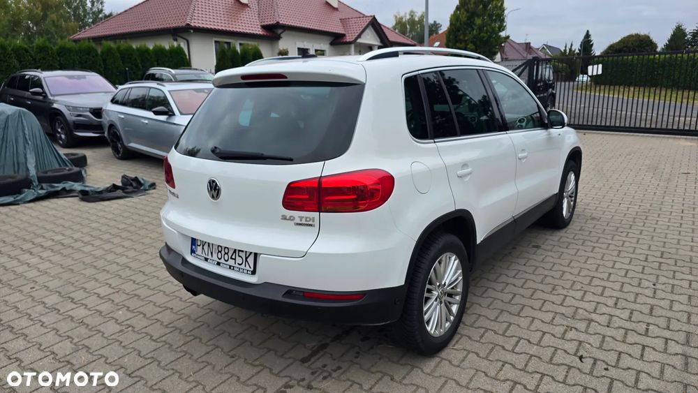 Volkswagen Tiguan 2.0 TDI DPF 4Motion DSG Cup Sport & Style - 4