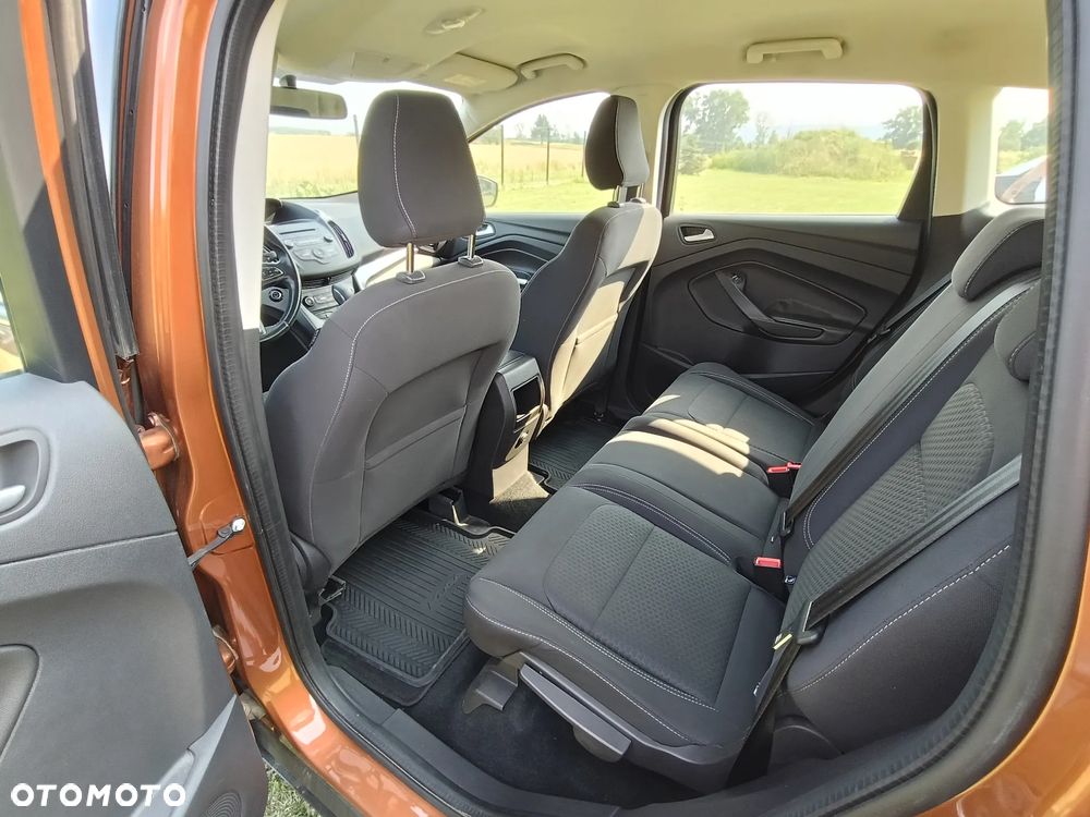 Ford Kuga 2.0 TDCi 4WD Trend - 8