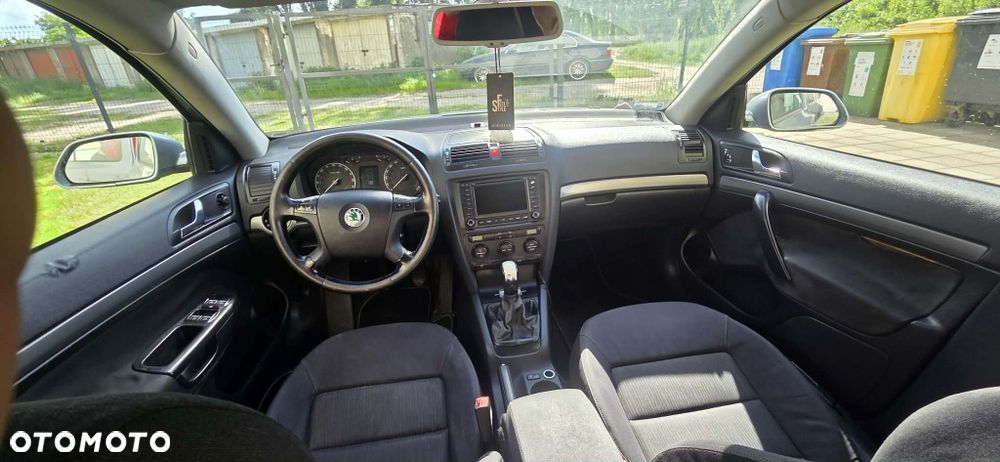 Skoda Octavia - 8