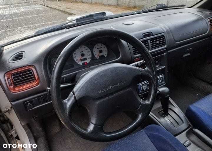 Subaru Impreza - 6