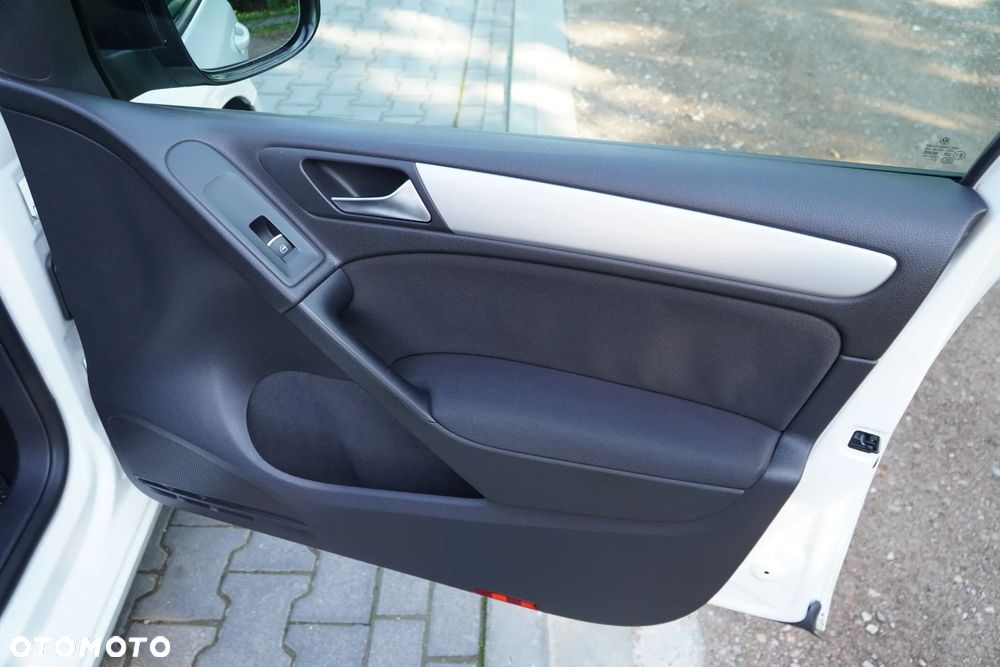 Volkswagen Golf 1.4 TSI Highline - 22