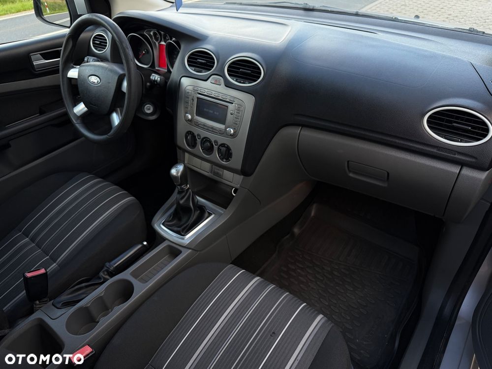 Ford Focus - 8