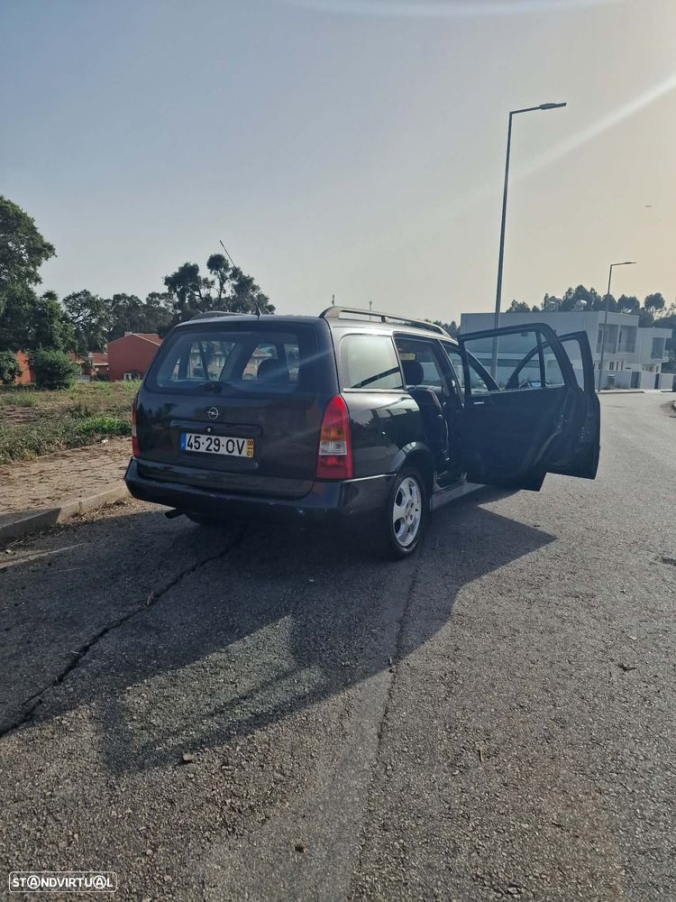 Opel Astra Caravan 1.4i 16V - 3