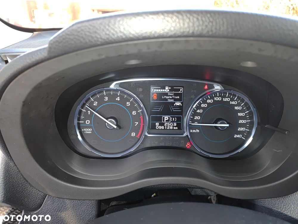 Subaru Forester 2.0 i Exclusive (EyeSight) Lineartronic - 11