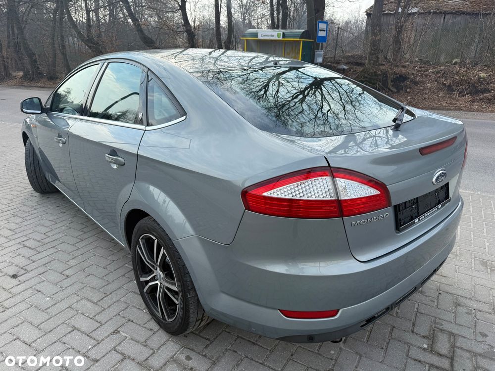 Ford Mondeo 2.5 Ghia X - 13