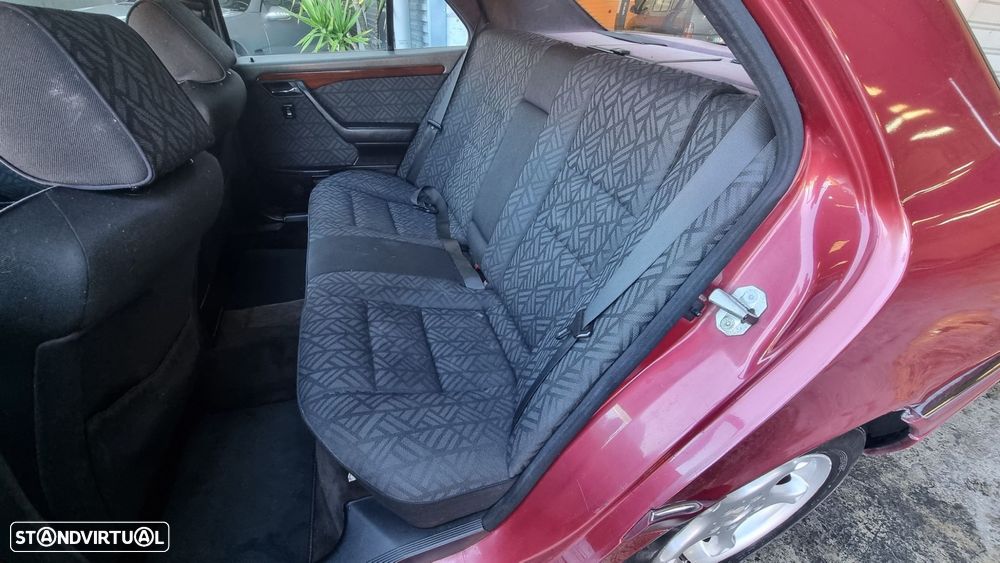 Mercedes-Benz C 250 D Elegance - 5