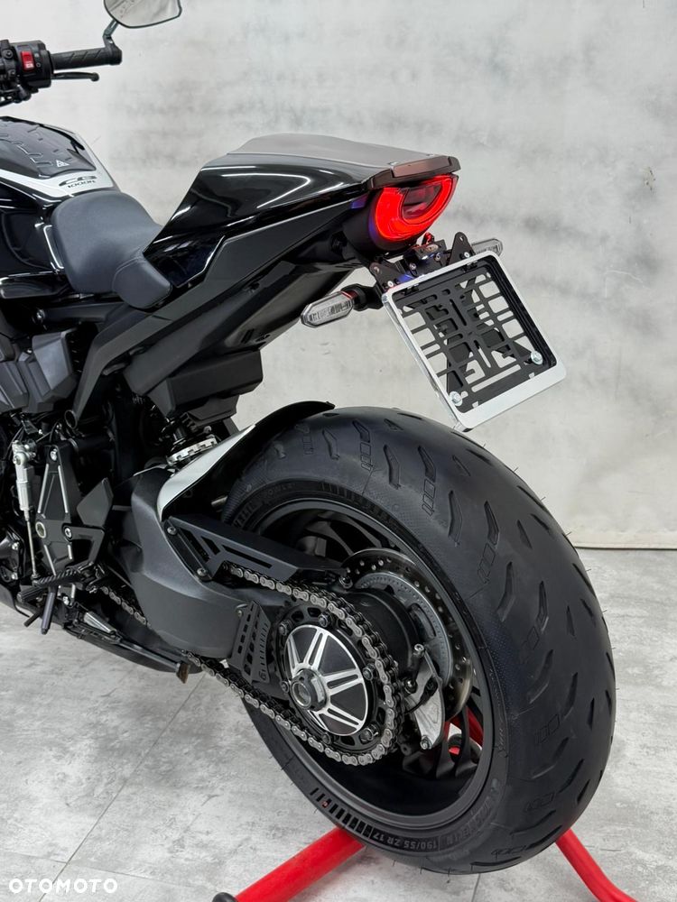 Honda CB - 15