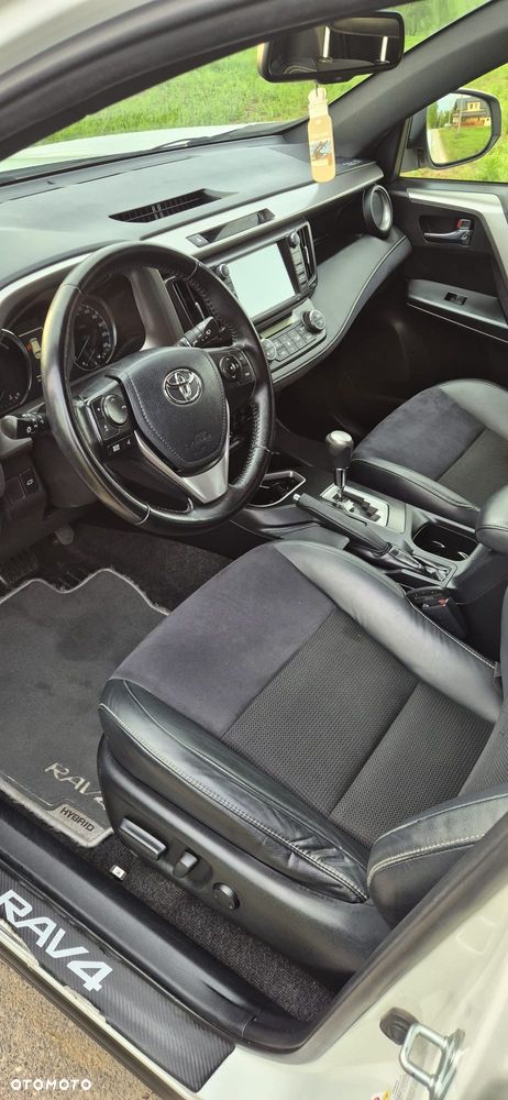 Toyota RAV4 Hybrid Platinum 4x2 - 4