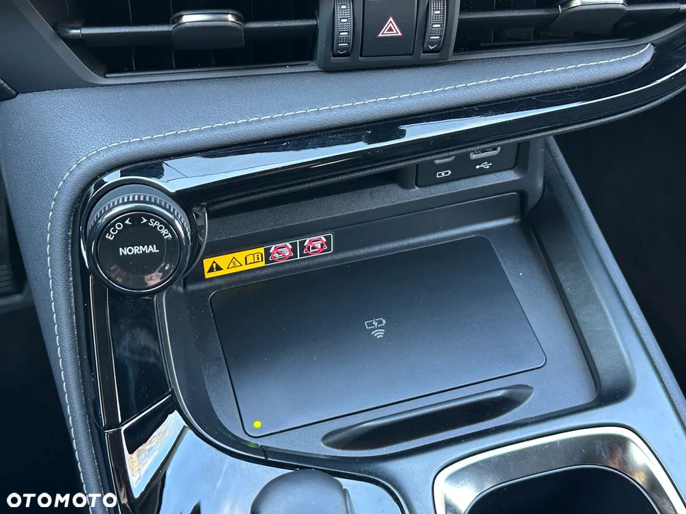 Lexus NX 350h Prestige 2WD - 19