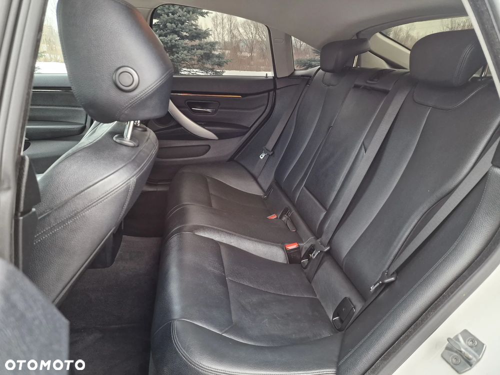 BMW Seria 4 420d xDrive Sport Line - 34