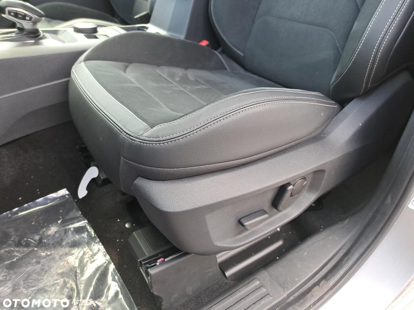 Volkswagen Amarok Style, 3,0TDI 240KM, 10-bieg automatyczna 4Motion, r.o: 3270 mm - 12