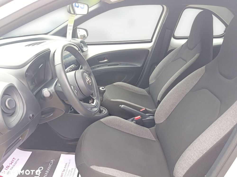 Toyota Aygo X - 15