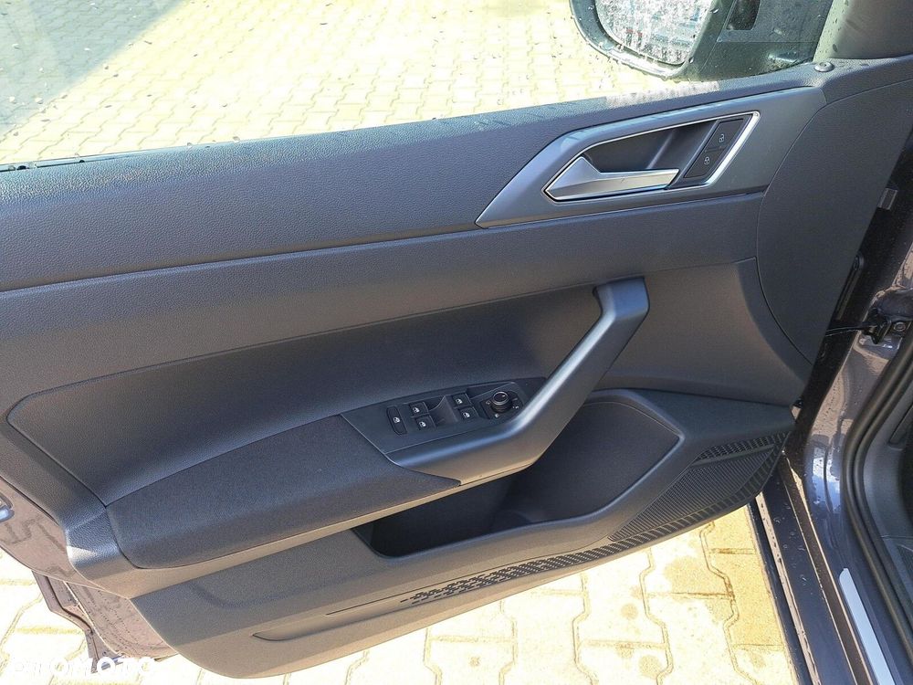 Volkswagen Taigo - 10