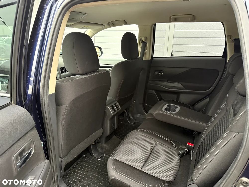 Mitsubishi Outlander 2.0 Intense + SDA 4WD CVT - 10