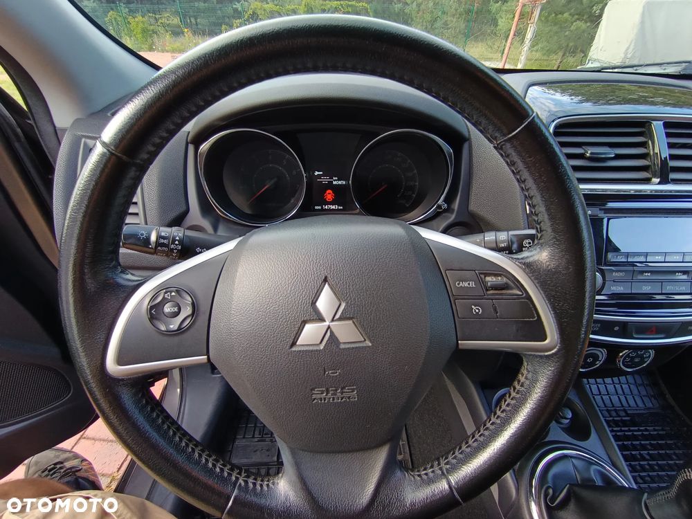 Mitsubishi ASX - 15