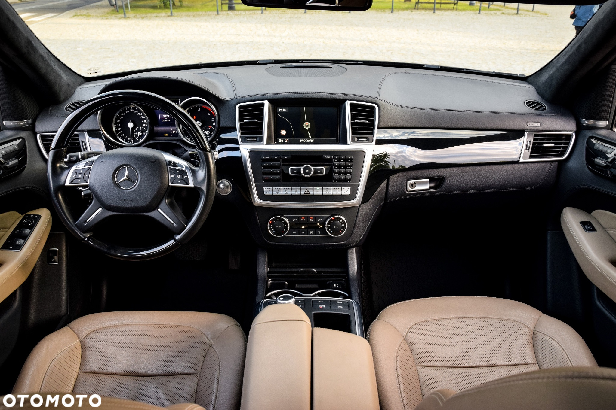 Mercedes-Benz ML 350 BlueTec 4-Matic - 28