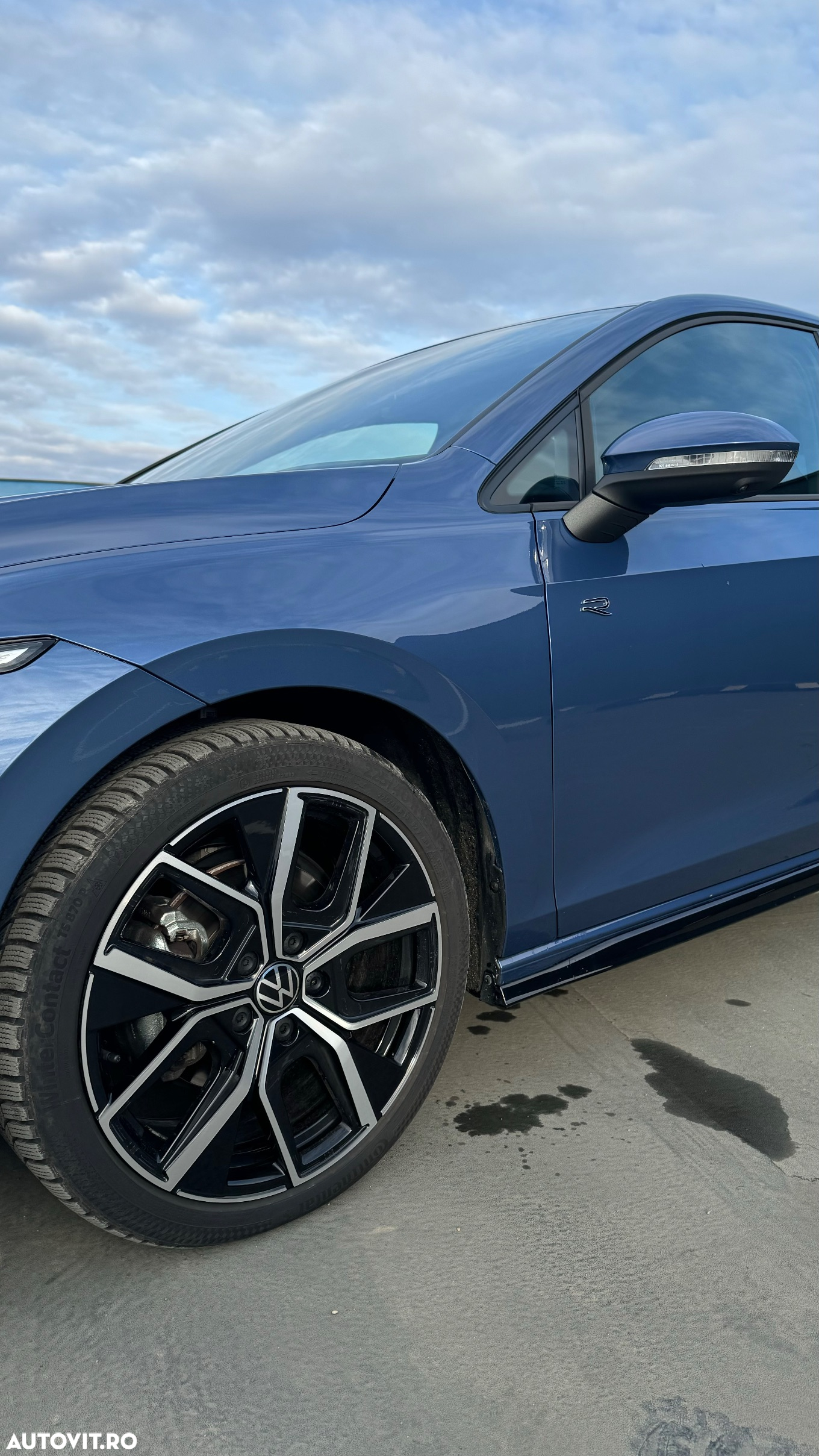 Volkswagen Golf 1.5 eTSI DSG MHEV R-Line - 4
