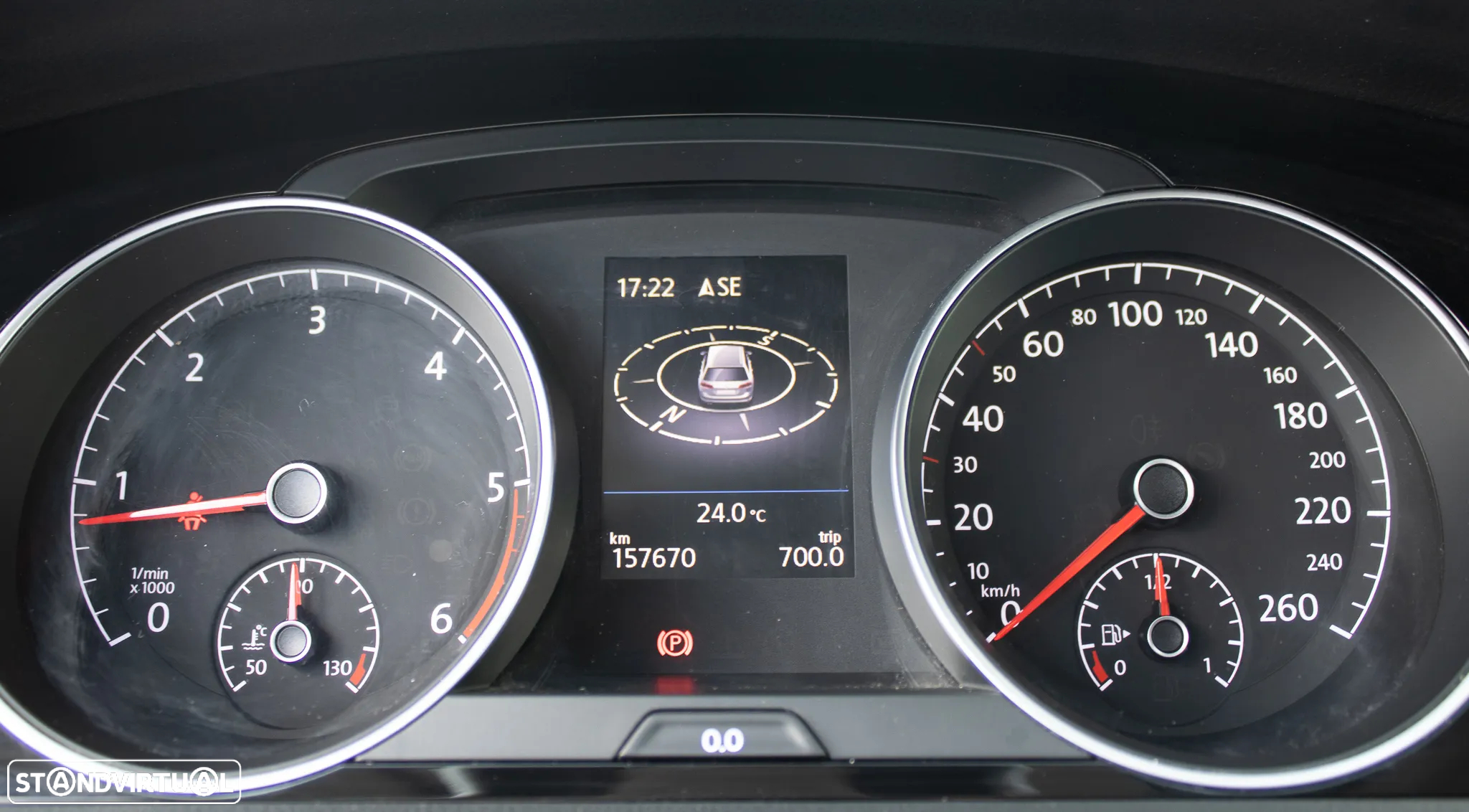 VW Golf Variant 1.6 TDi BlueMotion Allstar - 38