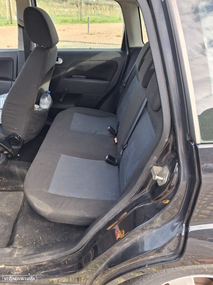 Ford Fiesta - 4