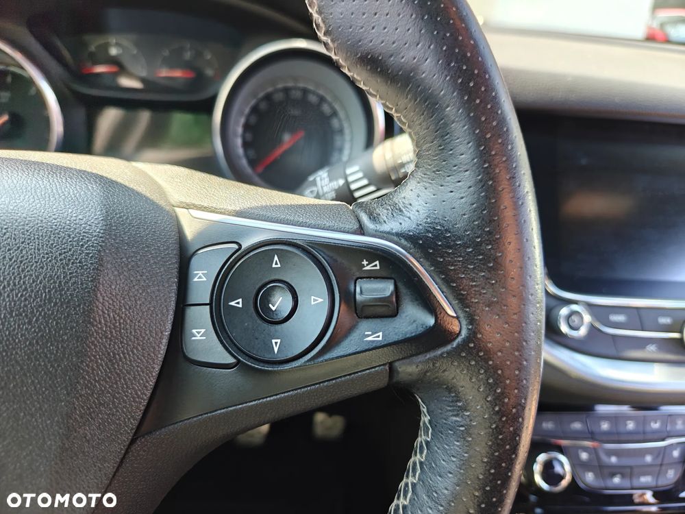 Opel Astra 1.6 Turbo Start/Stop Ultimate - 19