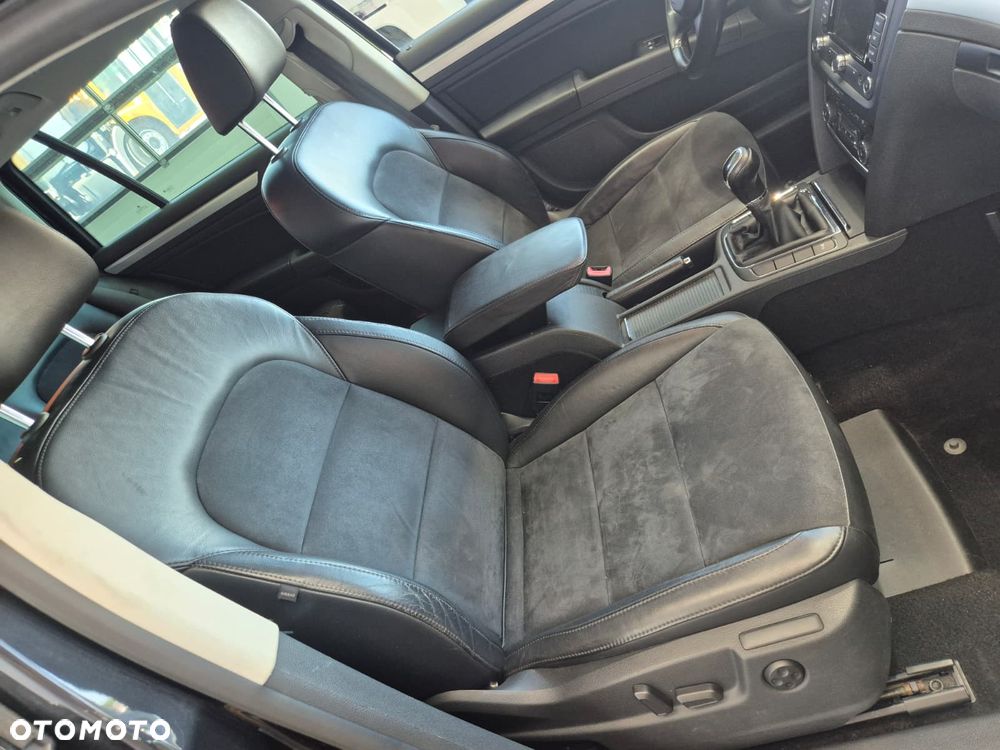 Skoda Superb 1.8 TSI Elegance - 27