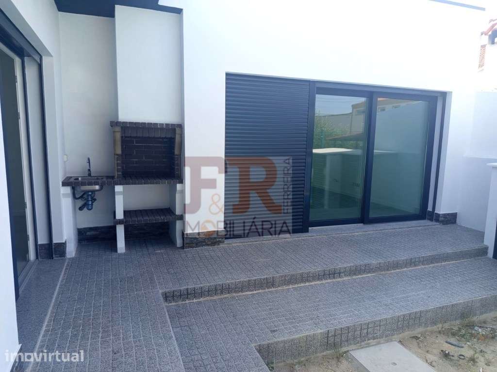 Fantástica Moradia Isolada T3+1 com Piscina Quinta do Conde - Grande imagem: 5/43