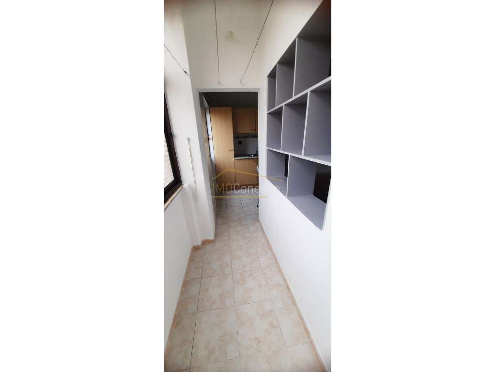 Apartamento T1- Próximo Estação Pluvial | Barreiro - Grande imagem: 4/28