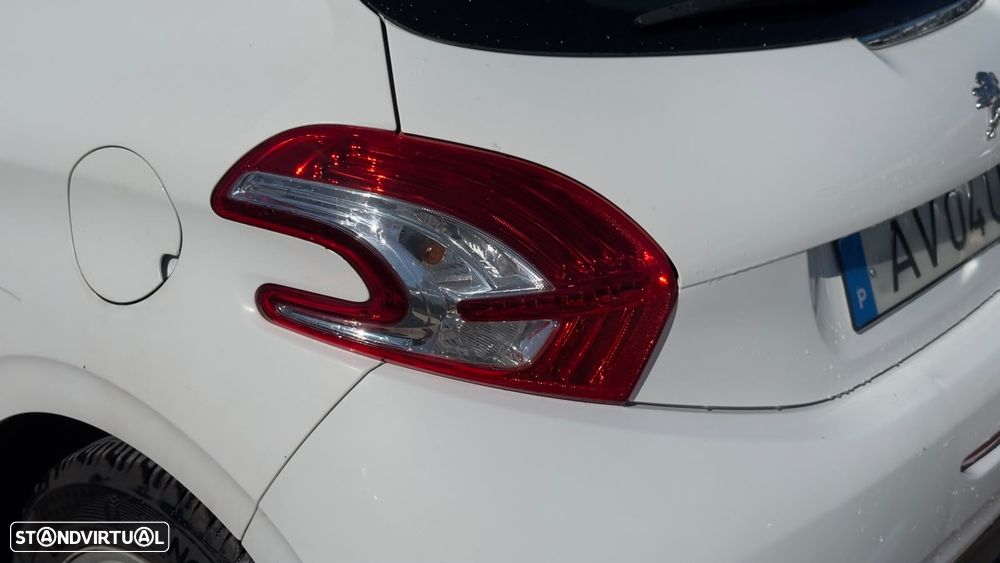 Peugeot 208 1.4 HDi Active - 11