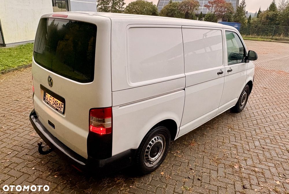Volkswagen Transporter - 4