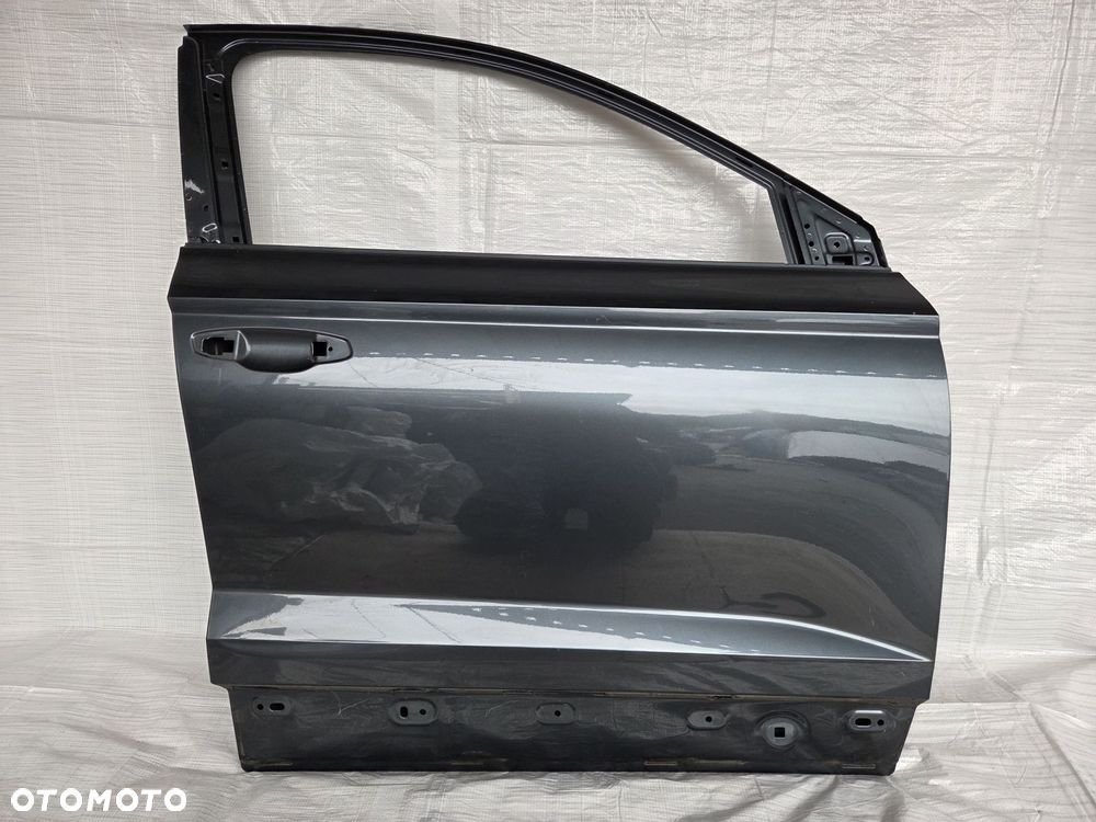 SKODA KAROQ DRZWI PRZÓD PRZEDNIE PRAWE 575831312B - 1