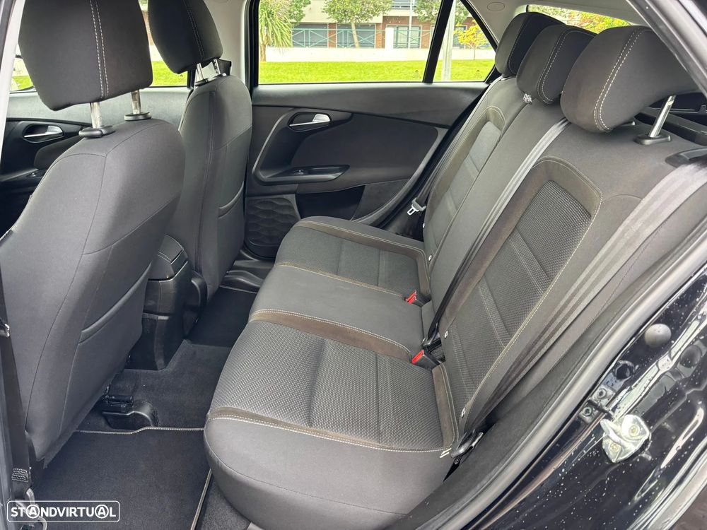 Fiat Tipo Station Wagon 1.3 M-Jet Lounge - 54